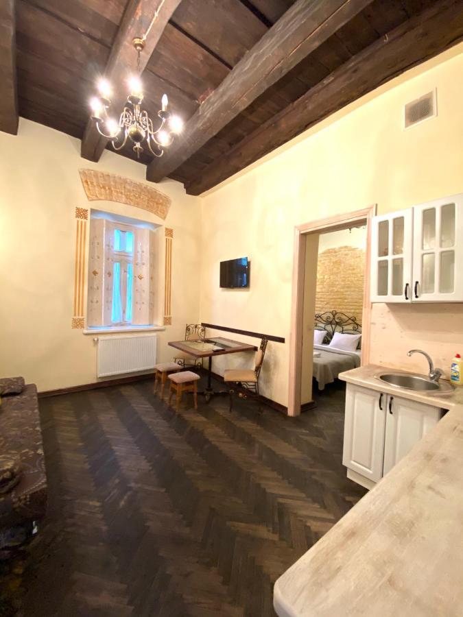 Квартира Подобово На Вулиці Валова 21А Lviv Buitenkant foto
