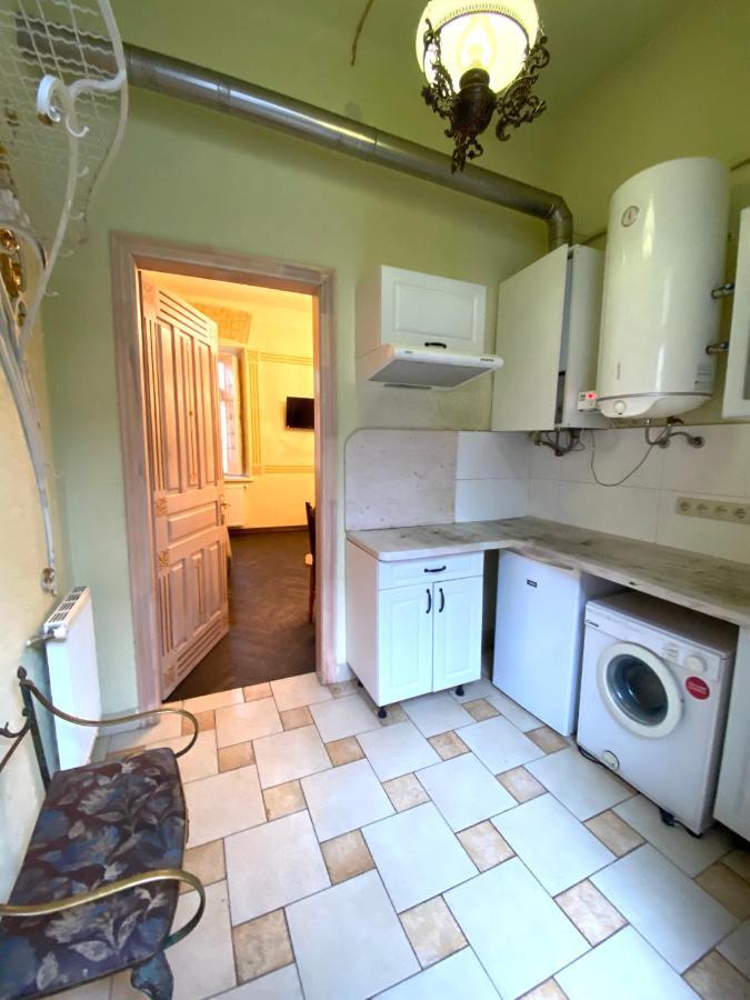 Квартира Подобово На Вулиці Валова 21А Lviv Buitenkant foto