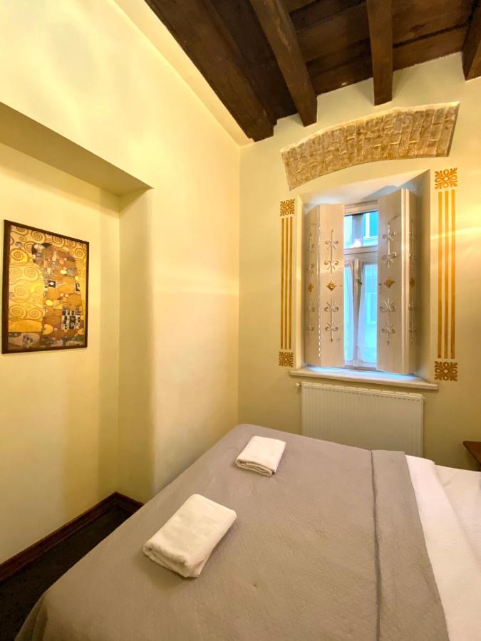 Квартира Подобово На Вулиці Валова 21А Lviv Buitenkant foto
